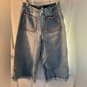 Venus Retro Capri pants w/fringe